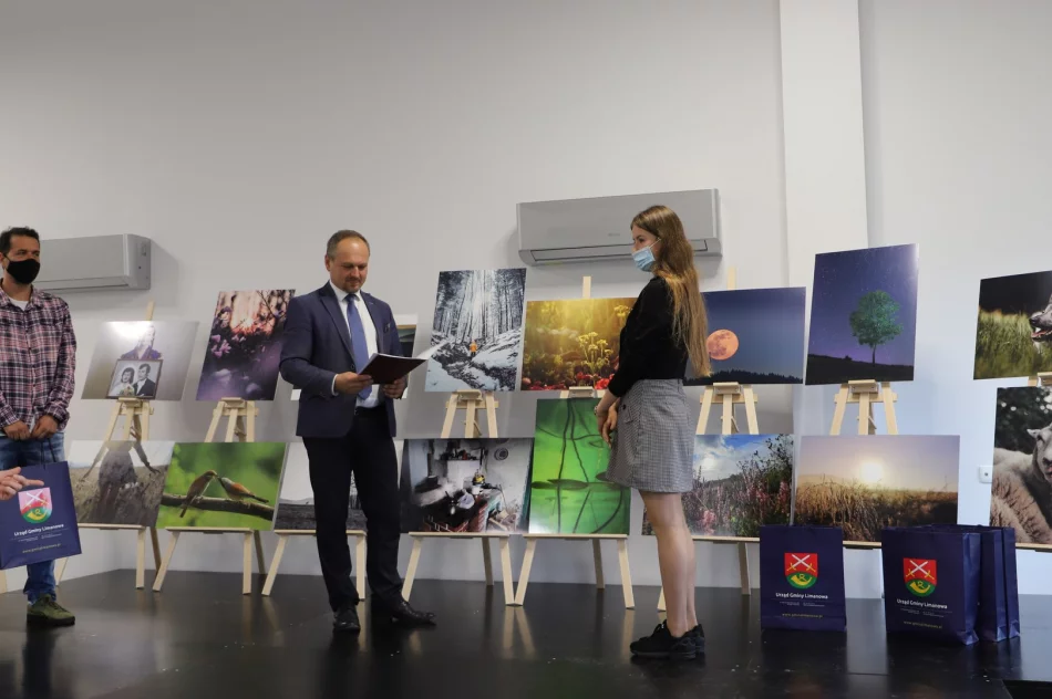 Uroczyste podsumowanie V edycji Gminnego Konkursu Fotograficznego - zdjęcie 15