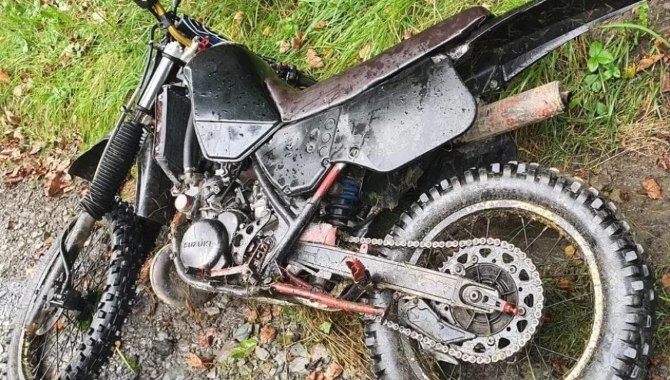 13-latek na motocyklu uderzył w barierę - zdjęcie 1