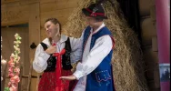 Zespół Spod Kicek laureatem 35. Międzywojewódzkiego Sejmiku Wiejskich Zespołów Teatralnych - zdjęcie 4