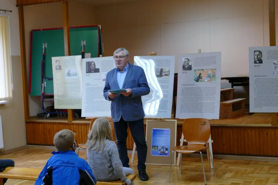 Wernisaż wystawy poświęconej czeskim autorom literatury dziecięcej i młodzieżowej - zdjęcie 3