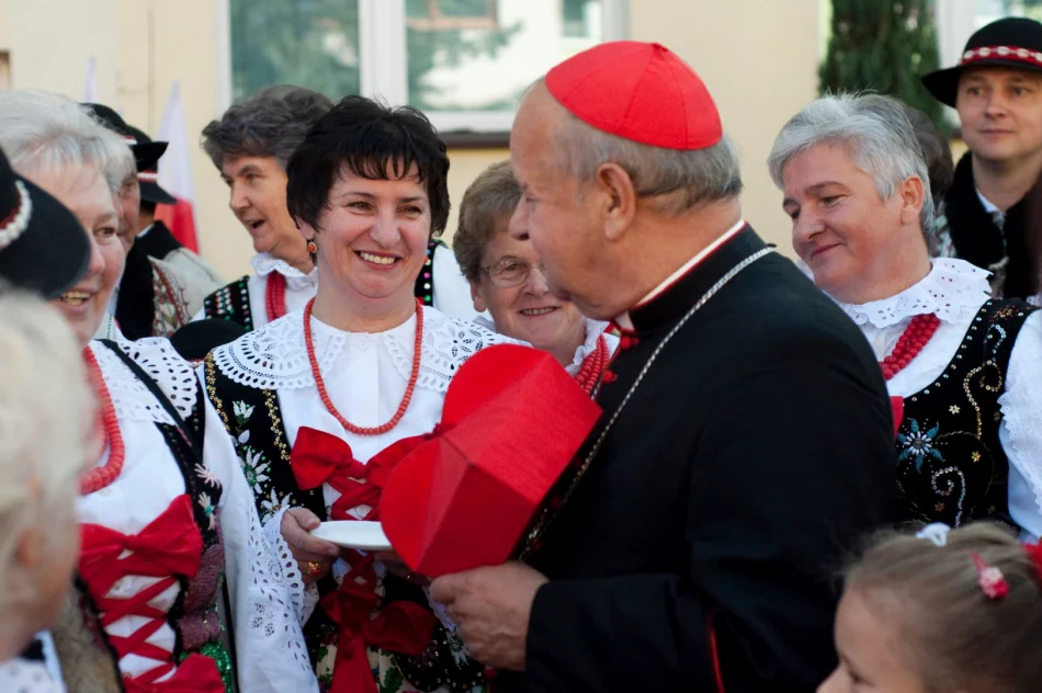 Tak 10 lat temu Mszana Dolna świętowała ogłoszenie św. Michała Archanioła patronem miasta - zdjęcie 6