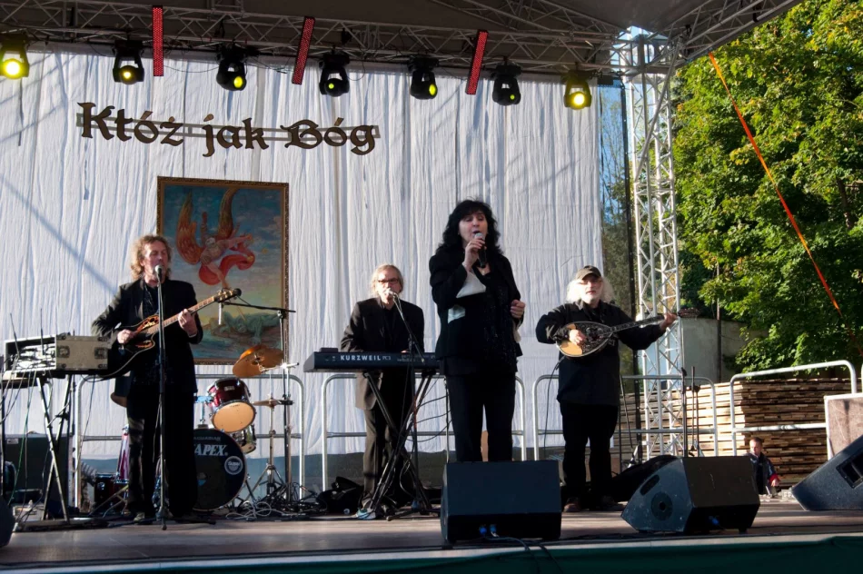 Tak 10 lat temu Mszana Dolna świętowała ogłoszenie św. Michała Archanioła patronem miasta - zdjęcie 11