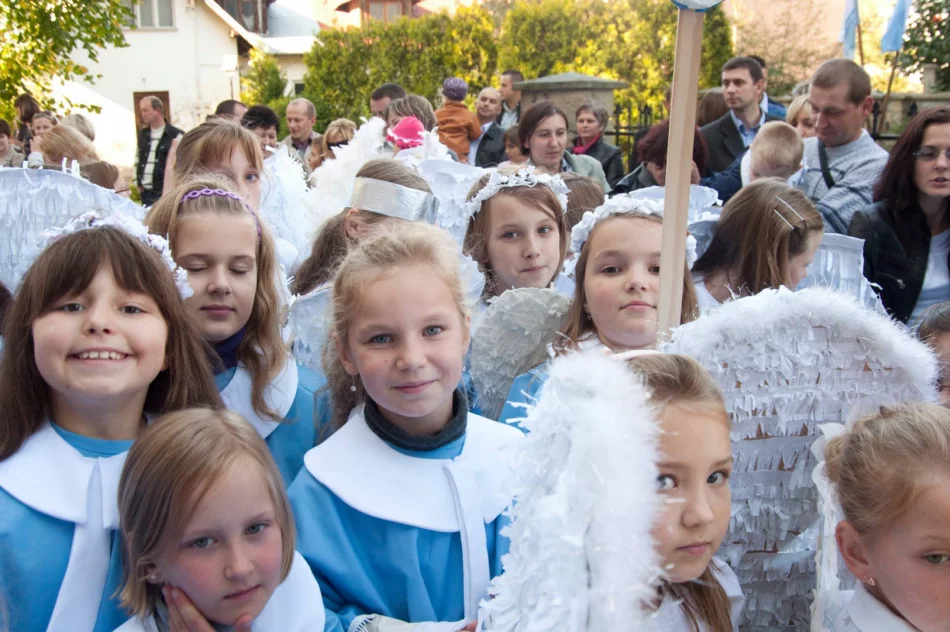 Tak 10 lat temu Mszana Dolna świętowała ogłoszenie św. Michała Archanioła patronem miasta - zdjęcie 17