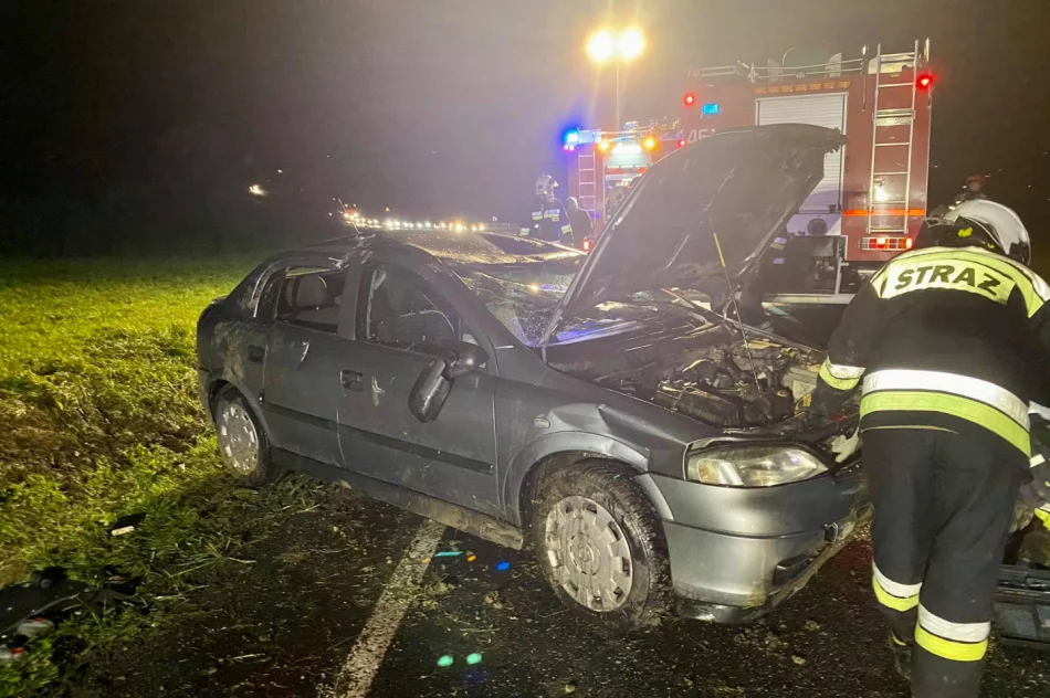 Dachował samochód - trzecia kolizja jednego dnia na tzw. kolanie - zdjęcie 3
