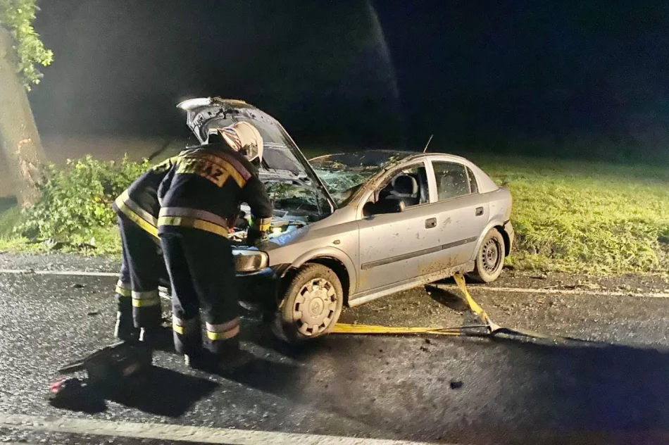 Dachował samochód - trzecia kolizja jednego dnia na tzw. kolanie - zdjęcie 5