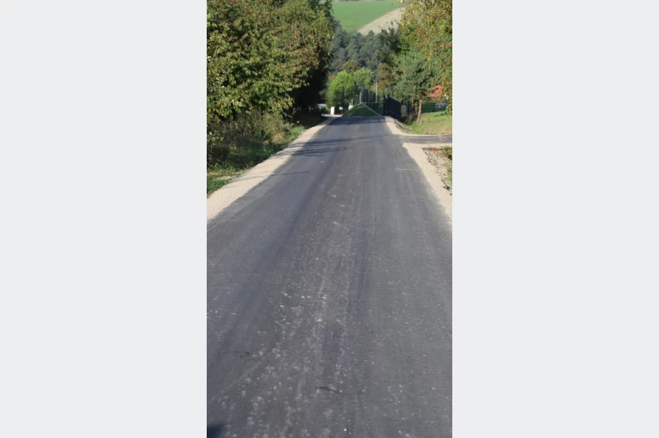 Zmodernizowane drogi w Męcinie, Młynnem i Lipowem już po odbiorach - zdjęcie 8