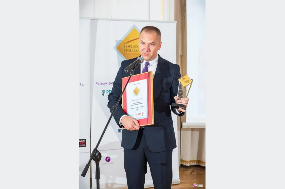 Siódma edycja Konkursu Ekskluzywna Stolarka VIP 2015 obfitująca w nagrody dla firmy Wiśniowski - zdjęcie 3