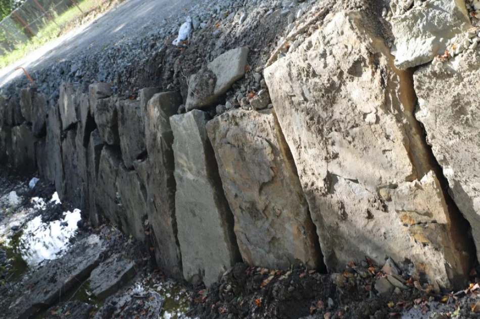 Trwa przebudowa gminnej drogi za ponad 700 tys. zł - zdjęcie 9