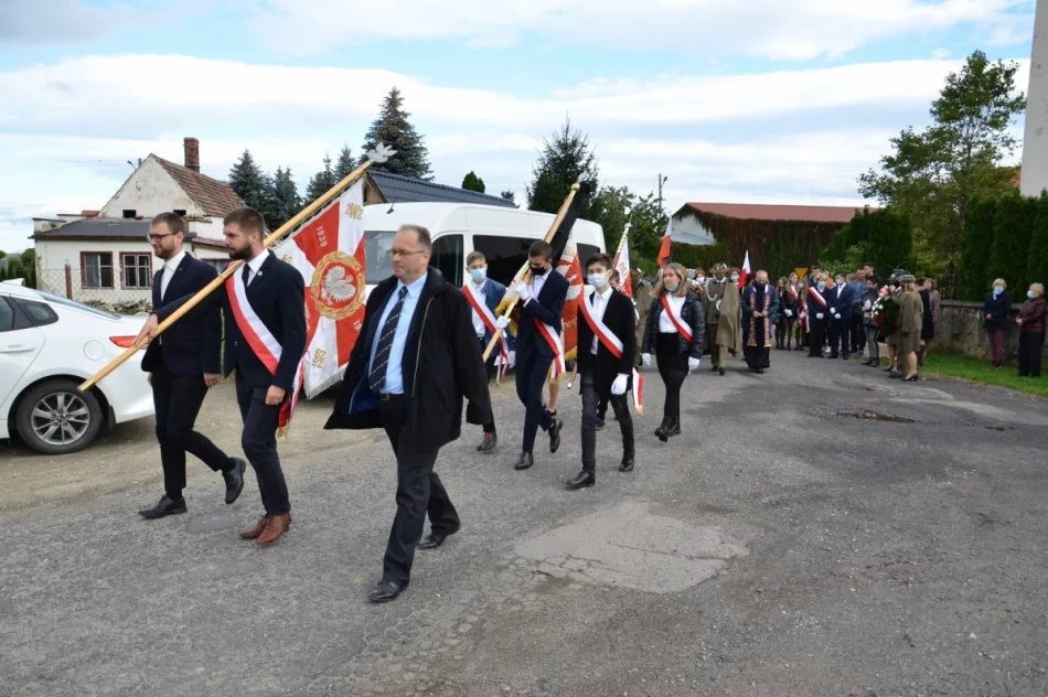 Pożegnano jednego z ostatnich żołnierzy 1 PSP AK - zdjęcie 4