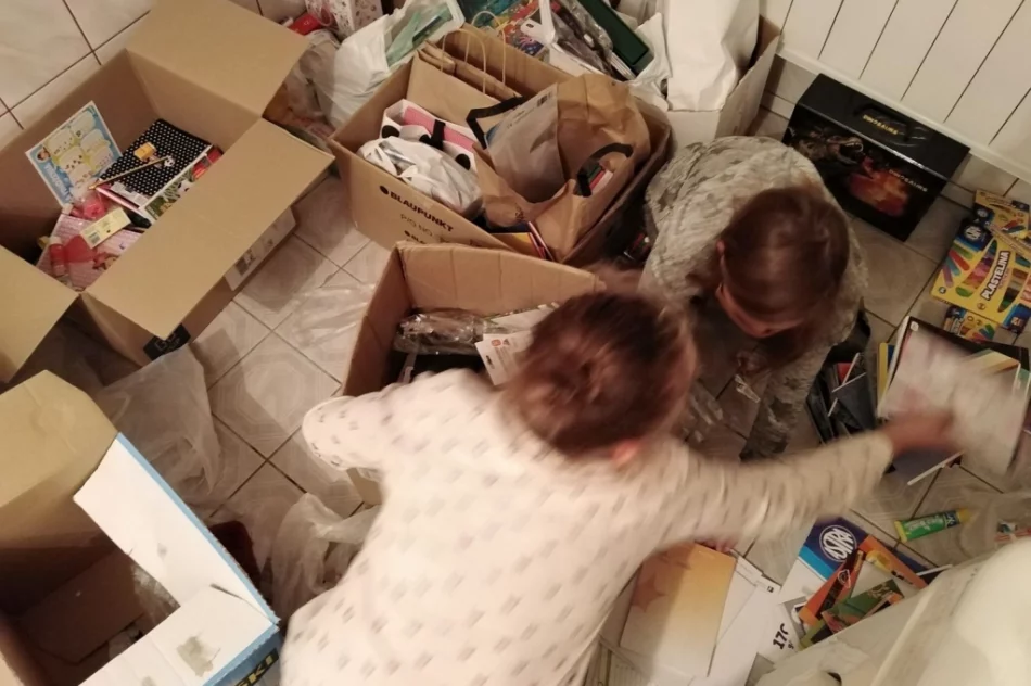 Zbierali przybory dla ubogich dzieci z Kresów - zdjęcie 9