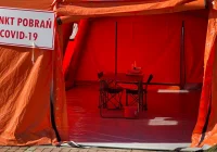 Zmarło 357 osób, liczba zakażeń w kraju spada. Niedużak: zakładam, że w styczniu ruszy nowa pomoc dla branży fitness - zdjęcie główne