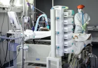 685 zakażeń w ciągu doby w Małopolsce, a w szpitalach znów rekord zajętych łóżek. To najgorszy tydzień od początku epidemii - zdjęcie główne