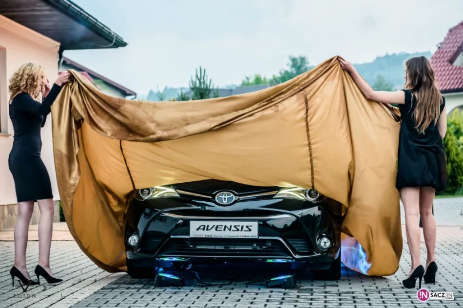 Kawał fury... premiera nowej Toyoty - zdjęcie 3