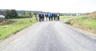 Kolejne zmodernizowane drogi gminne po odbiorach - zdjęcie 3