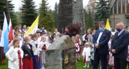 Lokalna społeczność dumna z wizyt św. Jana Pawła II - zdjęcie 3
