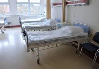 Personel medyczny poszukiwany do walki z COVID-19 - zdjęcie główne