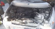 Jedno auto płonęło, drugie – wypadło z drogi - zdjęcie 4