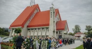 "Parafianie odczuwają teraz, czym jest osierocenie przez duchowego ojca, jakim jest proboszcz" - zdjęcie 5