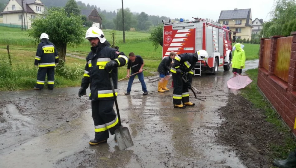 Intensywne opady deszczu - interwencje straży - zdjęcie 1