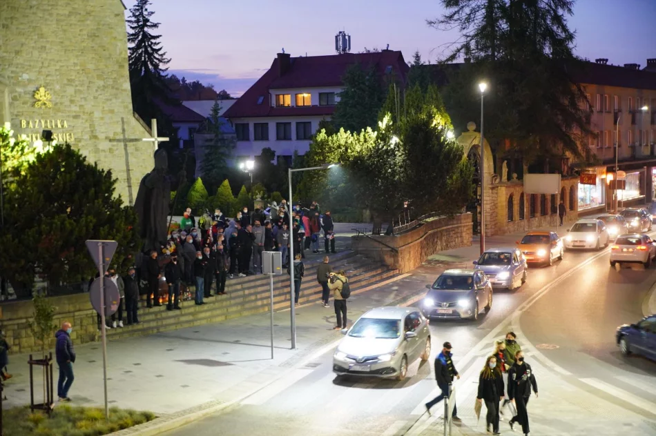 Manifestacje w Limanowej - relacja na żywo - zdjęcie 2