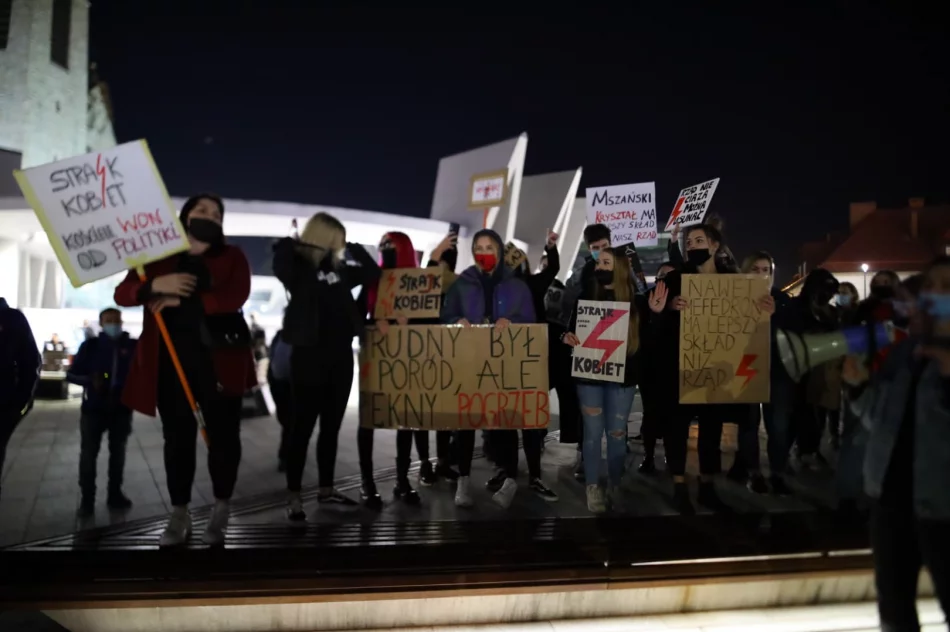 Manifestacje w Limanowej - relacja na żywo - zdjęcie 19