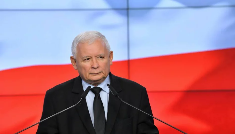 J. Kaczyński: ci, którzy uczestniczą w protestach, dopuszczają się przestępstwa; wzywam do obrony Kościoła. Prezes PiS wezwał członków partii do "obrony Kościoła". - zdjęcie 1