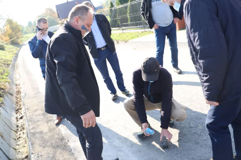 Dobiegła końca przebudowa drogi Męcina Rolna - zdjęcie 18