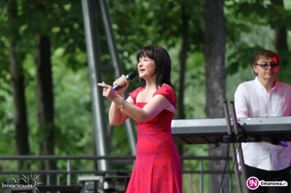 Spektakl oraz koncerty w Parku Miejskim - zdjęcie 3