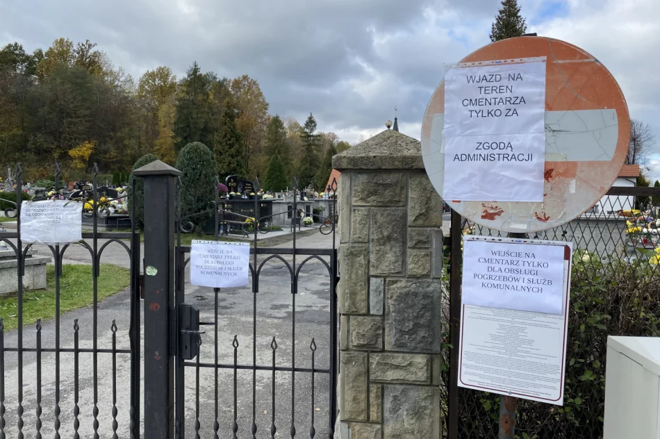 Wejścia na cmentarze otwarte, policja pilnuje Bazyliki - zdjęcie 10