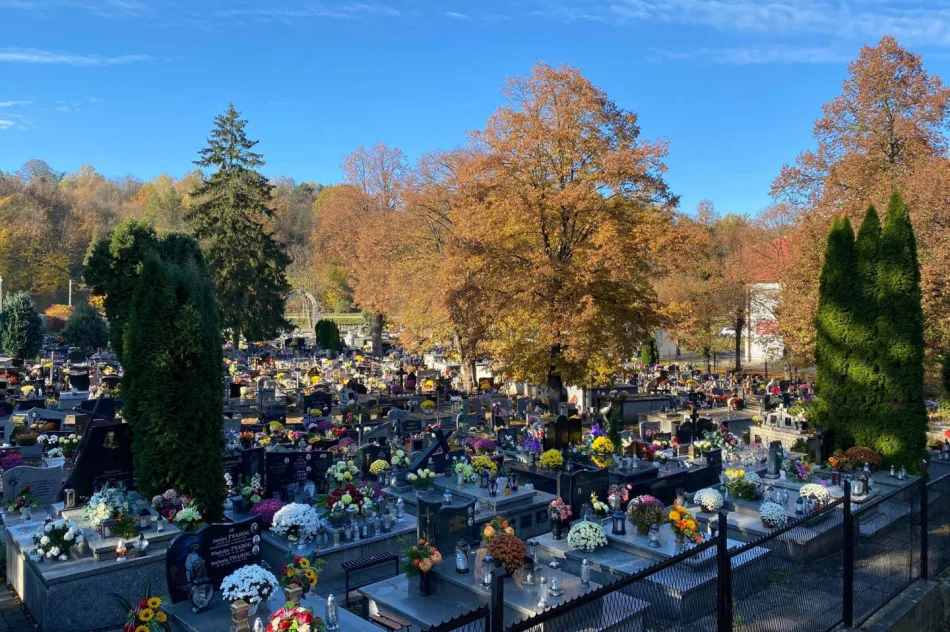 Bramy cmentarne zostały zamknięte - zdjęcie 5