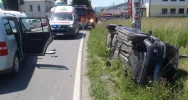 Łącko - zderzyły się dwa auta - zdjęcie 2