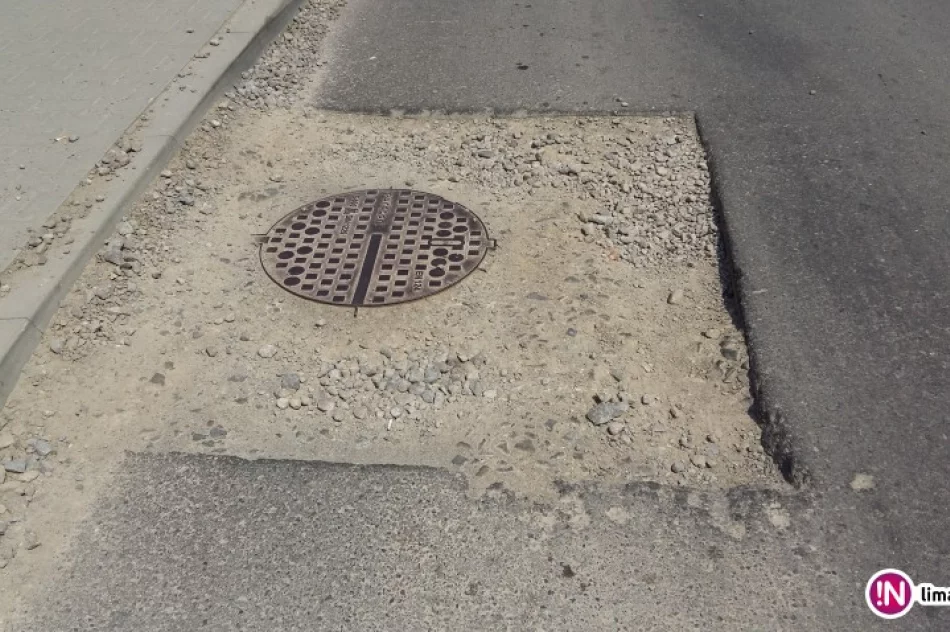 Zapomniana studzienka na ruchliwej drodze - zdjęcie 2