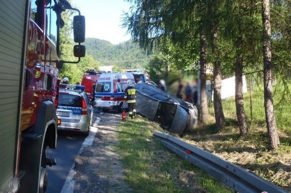 Zabrzeż – zderzenie dwóch samochodów osobowych - zdjęcie 3