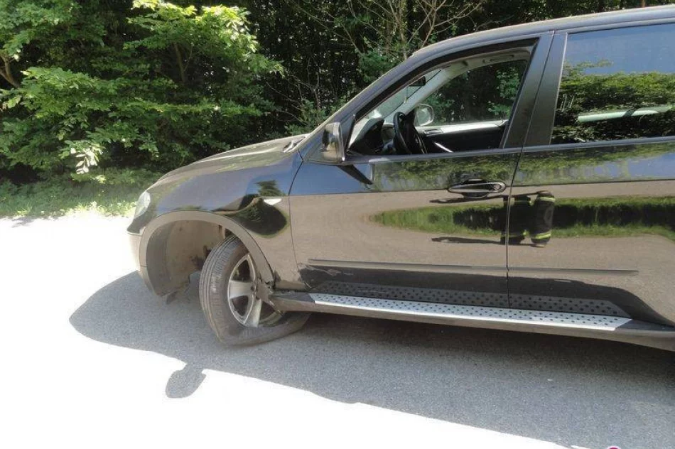 Dwie osoby ranne trafiły do szpitala - zdjęcie 2