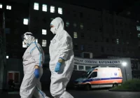 W Małopolsce zmarło 61 osób - najmłodsza ofiara COVID-19 ma 34-lata. Kolejny rekord zakażeń w Małopolsce - 2251, a na Limanowszczyźnie… 0 zakażeń - zdjęcie główne