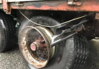 Wybuch opony w naczepie doprowadził do pożaru - zdjęcie główne