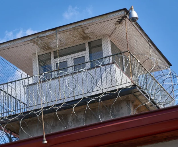 Biegli ocenili poczytalność 25-latka, który zabił trzy osoby - zdjęcie główne