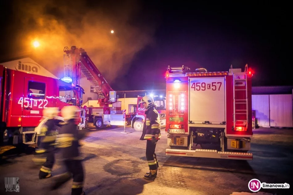 Pożar biurowca przy ulicy Krakowskiej - zdjęcie 4