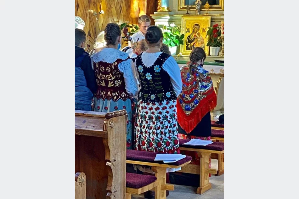 Podtrzymują tradycję pomimo trudnych czasów - zdjęcie 14