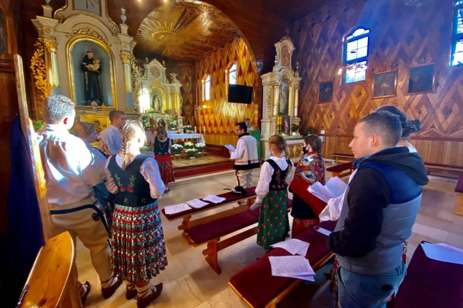 Podtrzymują tradycję pomimo trudnych czasów - zdjęcie 16