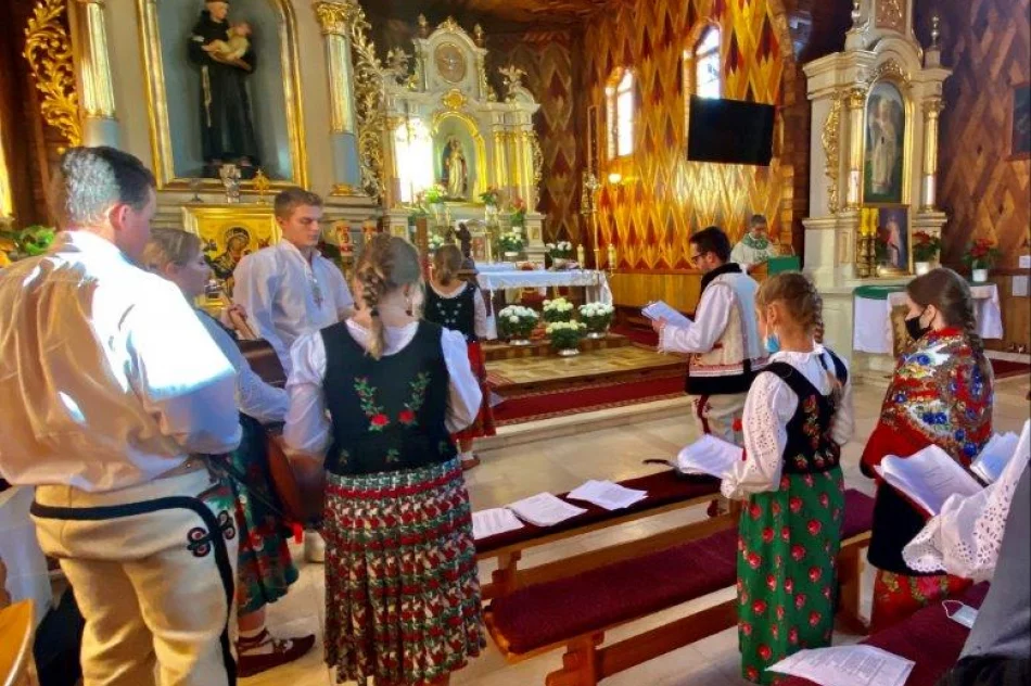 Podtrzymują tradycję pomimo trudnych czasów - zdjęcie 19