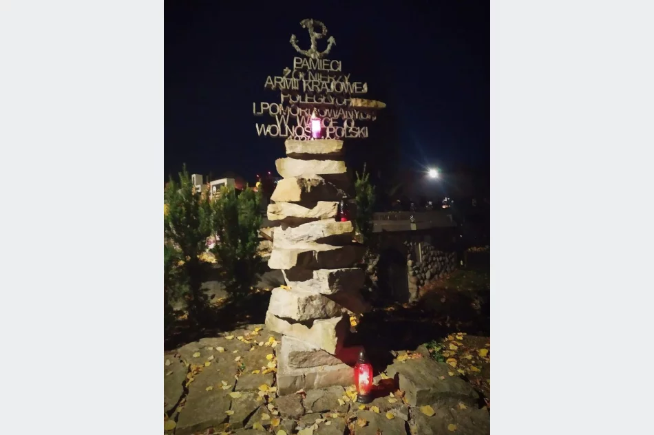 Strzelcy na grobach żołnierskich - zdjęcie 3