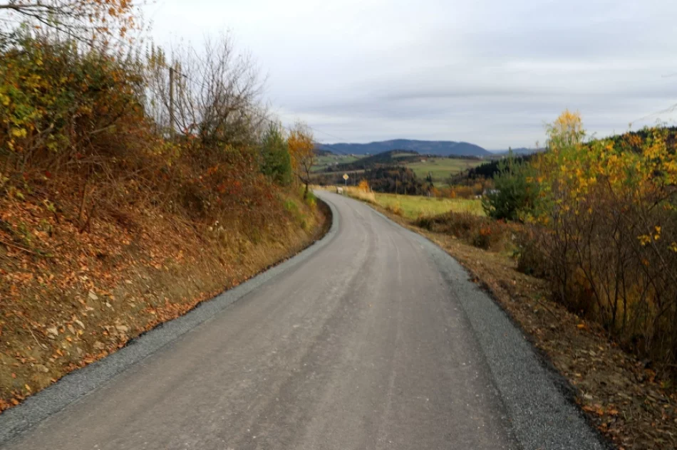 Za niespełna 2 mln zł przebudowano 3 km drogi - zdjęcie 5