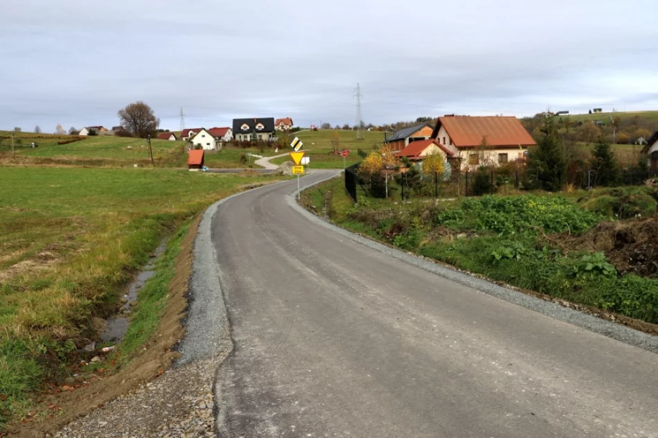 Za niespełna 2 mln zł przebudowano 3 km drogi - zdjęcie 8