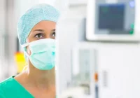 Ponad 25 tys. zakażeń w Polsce, wzrost liczby zgonów. Długa droga do wygasania epidemii - zdjęcie główne