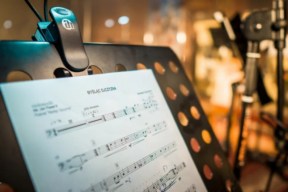 "Myśląc Ojczyzna" kompozycja Sebastiana Szymańskiego do słów poematu Karola Wojtyły - zdjęcie 4