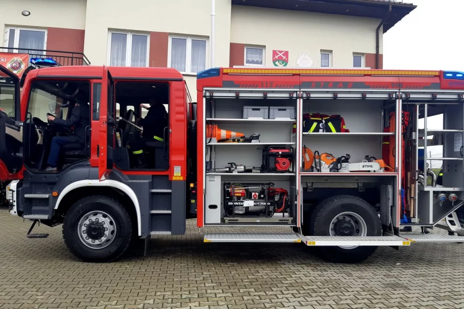 Jednostka OSP Wysokie pozyskała nowy samochód - zdjęcie 4