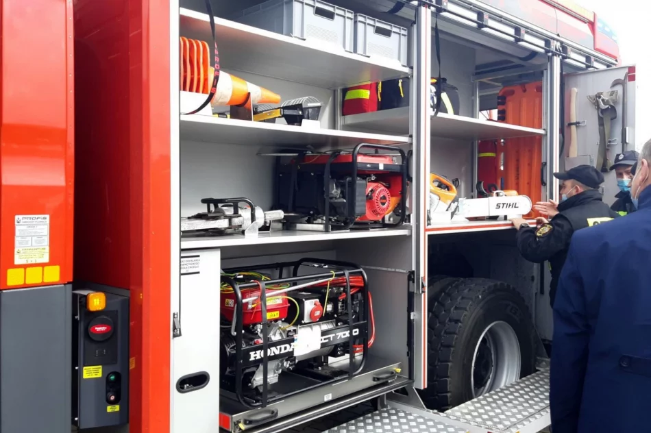 Jednostka OSP Wysokie pozyskała nowy samochód - zdjęcie 14