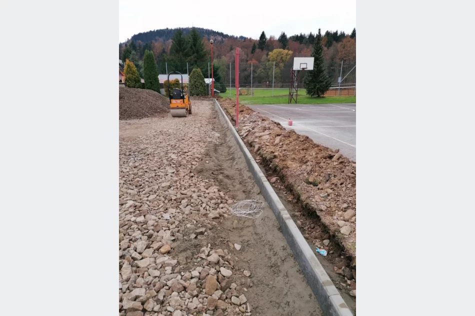 Sportowa inwestycja przy szkole za blisko 245 tys. zł - zdjęcie 2