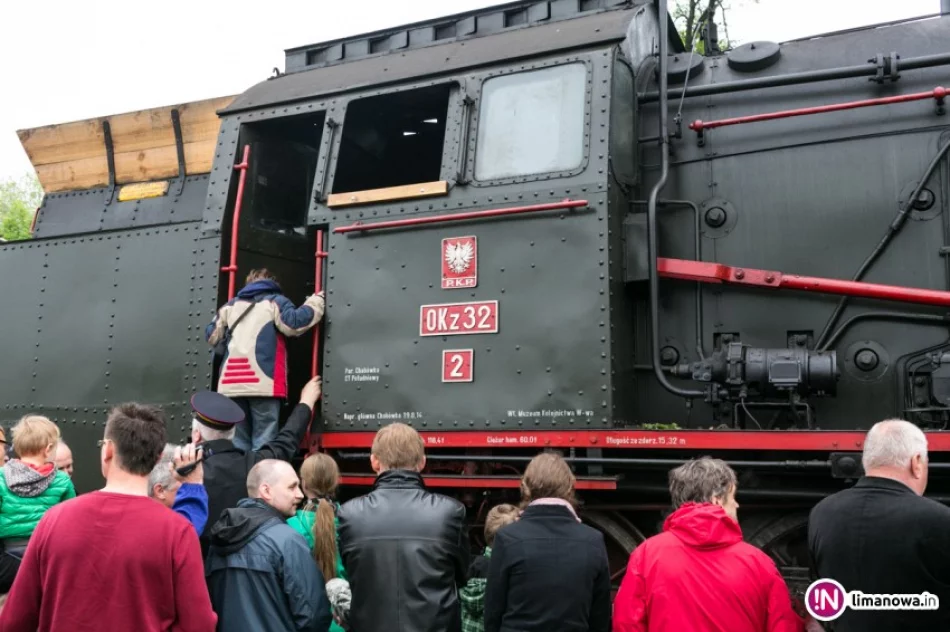 Majówce z pociągiem retro przeszkodziła pogoda i… śliskie tory - zdjęcie 4